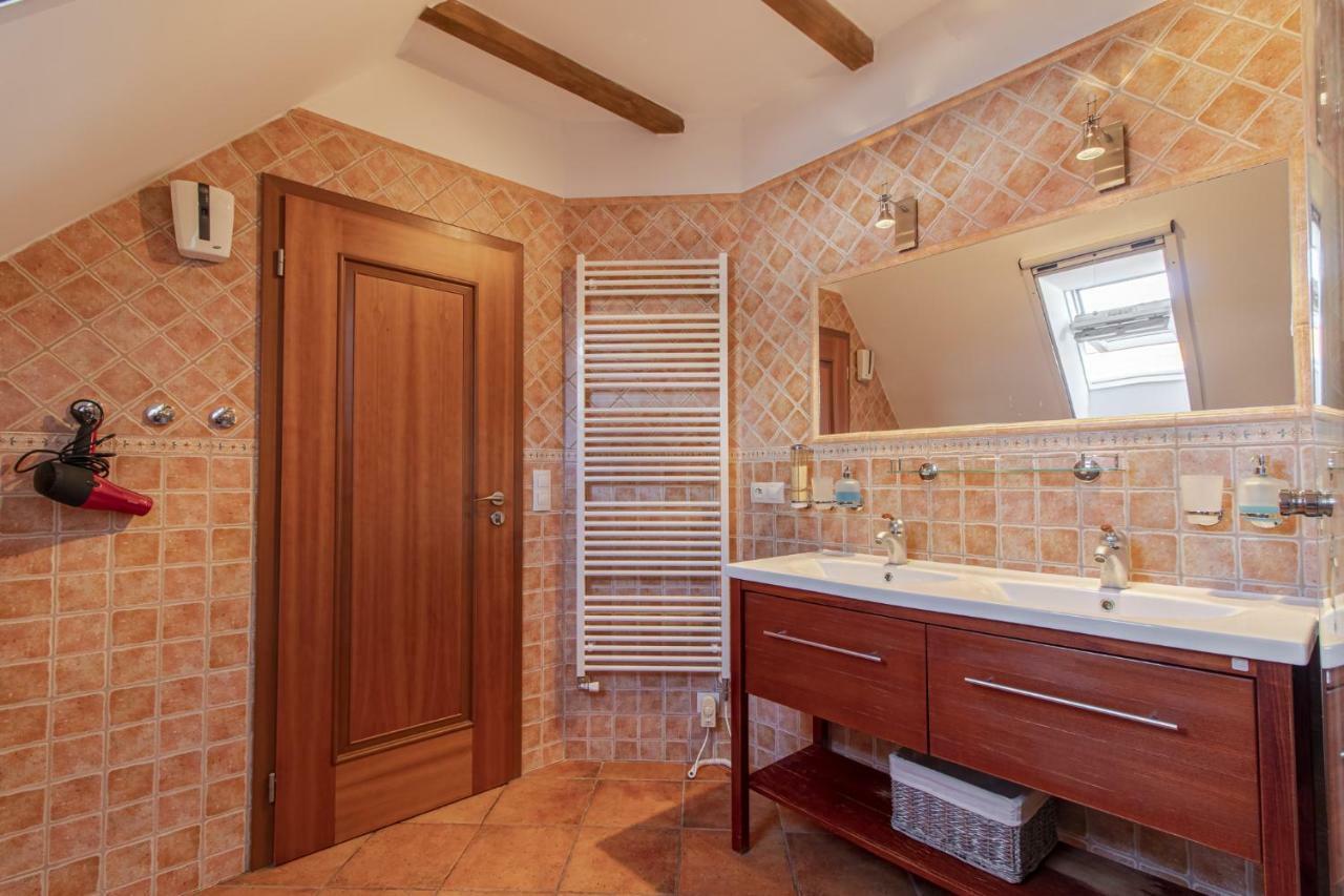 Historicky Dum U Lazni Apartment Trebon